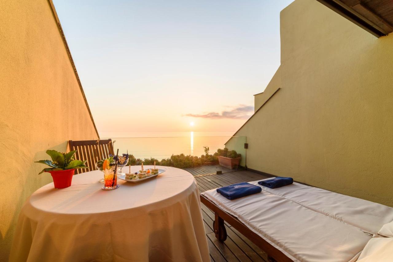 Grand Hotel San Pietro Palinuro Bagian luar foto