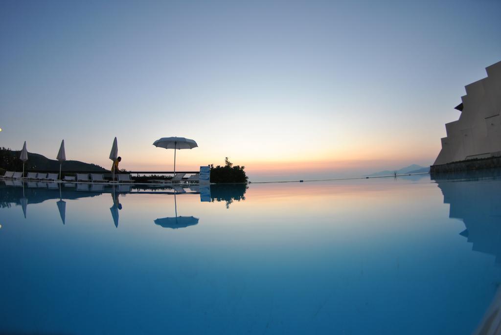 Grand Hotel San Pietro Palinuro Bagian luar foto